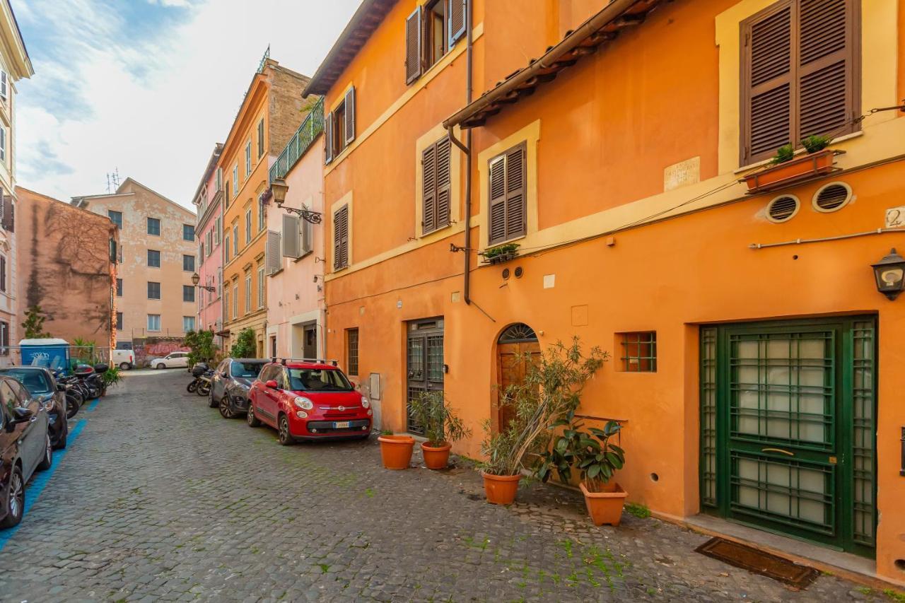 Art House Trastevere Luxury Lägenhet